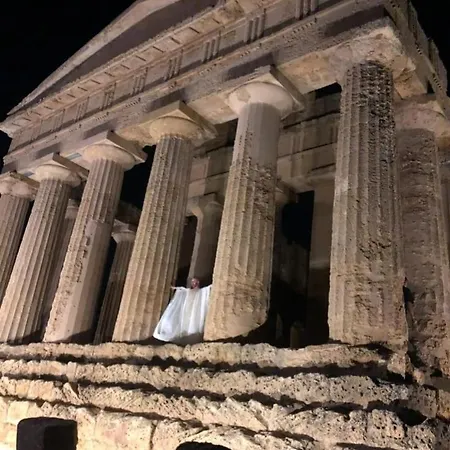 Il Giardino Dei Templi * Agrigento